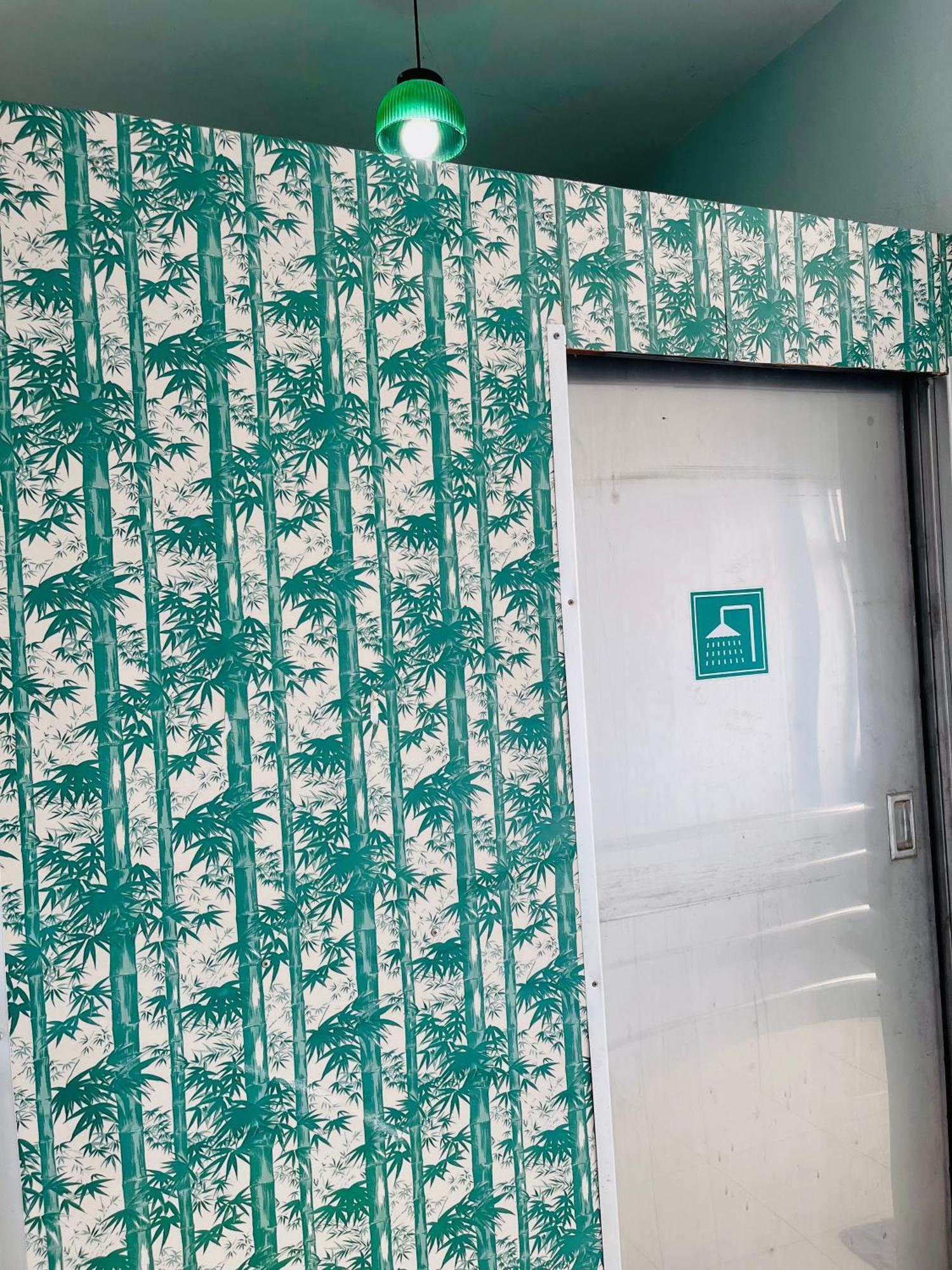 Patone Hostel Ayutthaya Bagian luar foto